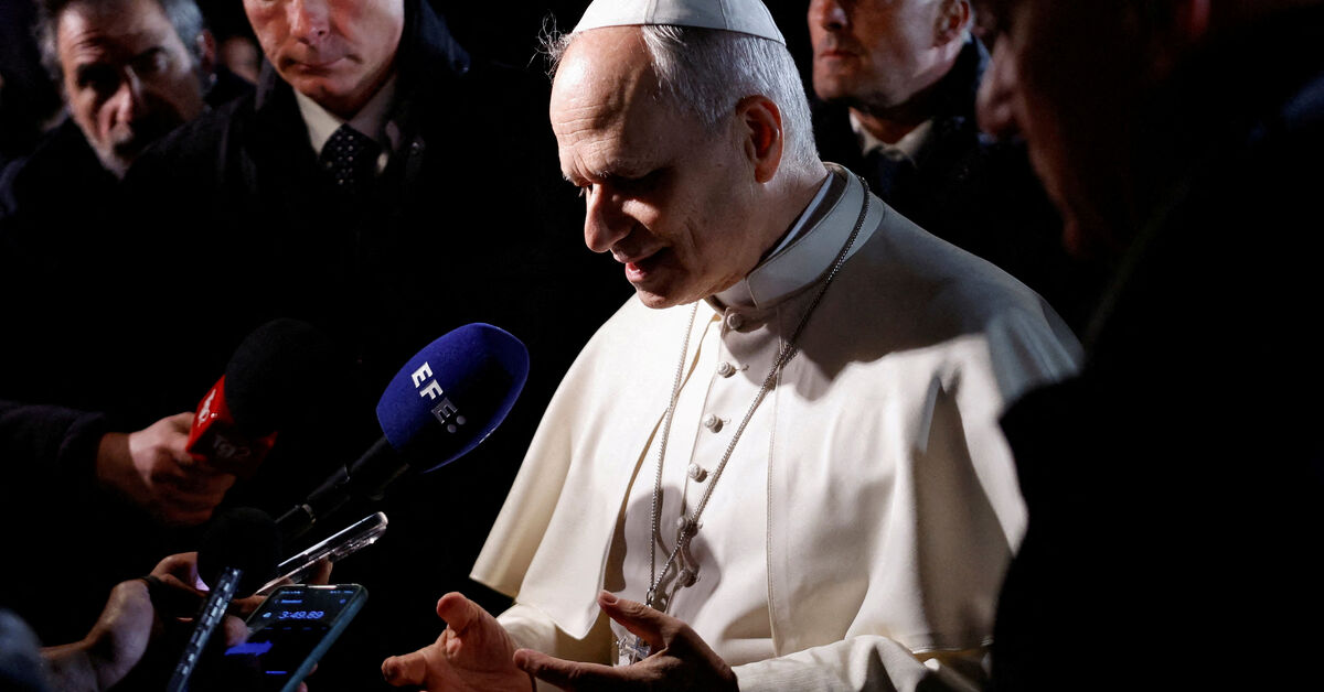 Pope Leon criticizes Trump, calls for end to Iran war