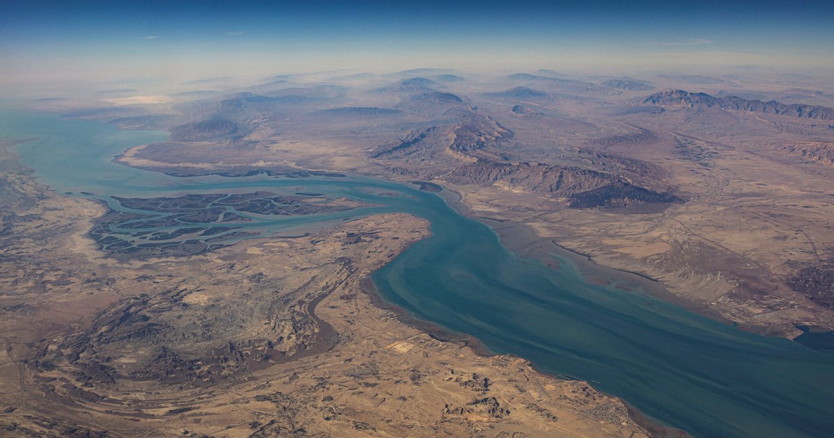 تصاعد التهديدات الأمريكية لإيران وتأثيرها على المنطقة