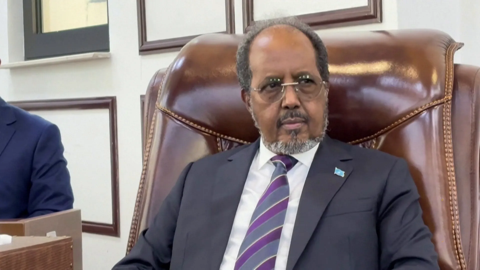 أزمة سياسية في الصومال: تمديد ولاية الرئيس يفجر خلافات مع الأقاليم