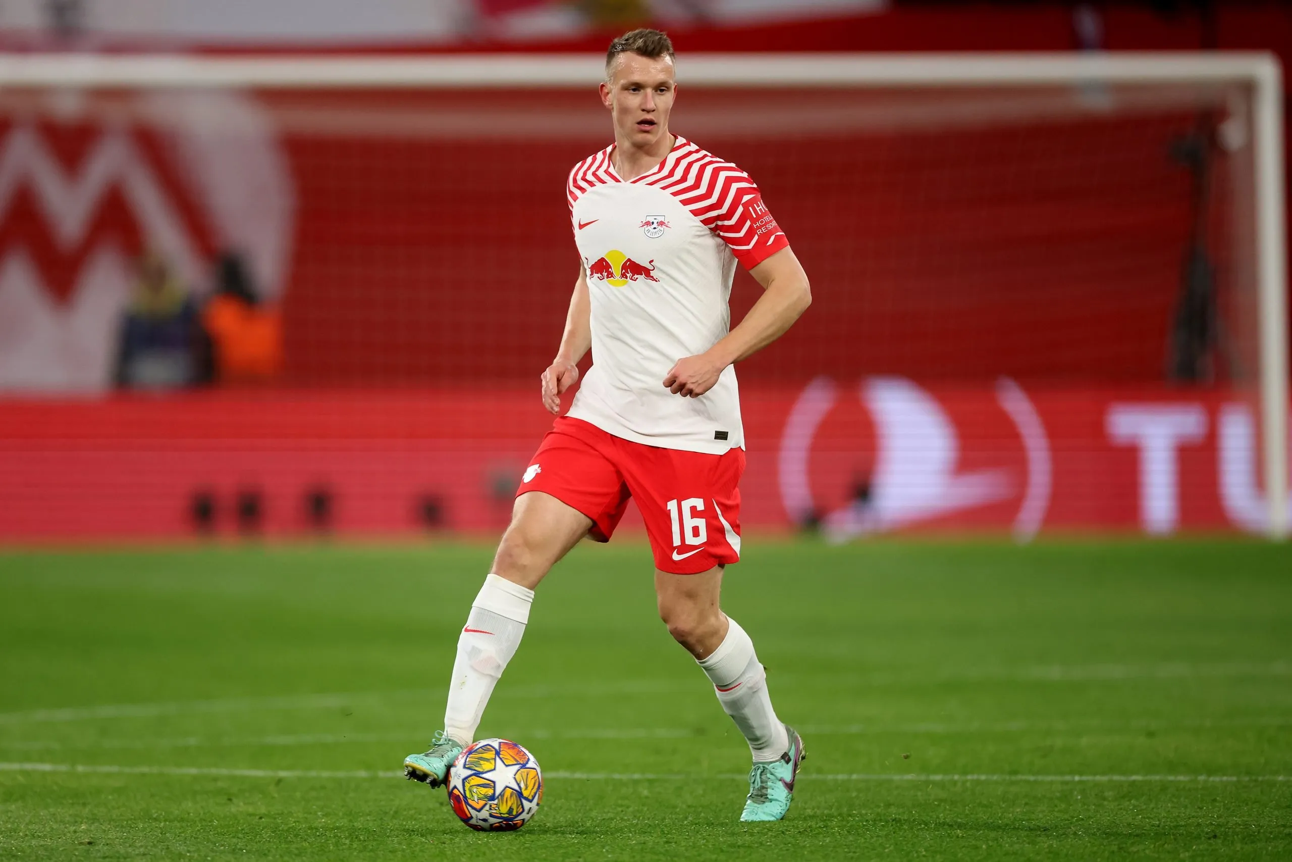 لايبزيج يرحب برحيل مدافعه إلى ريال مدريد