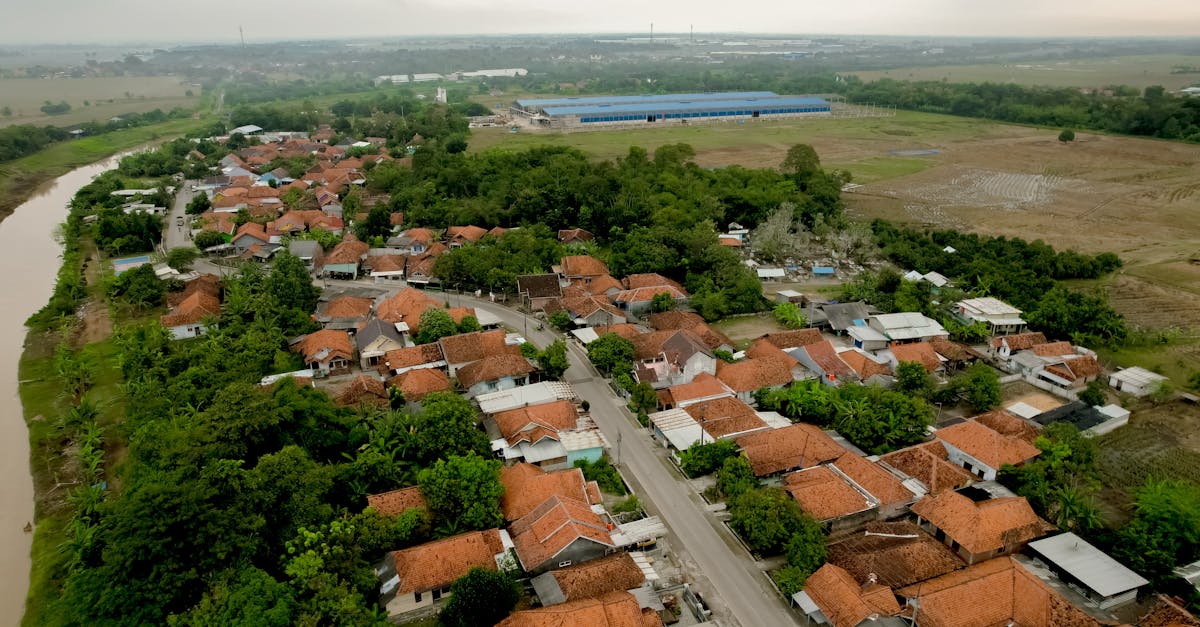 توقيف مسؤول إندونيسي بتهمة الفساد في إصدار شهادات ملكية