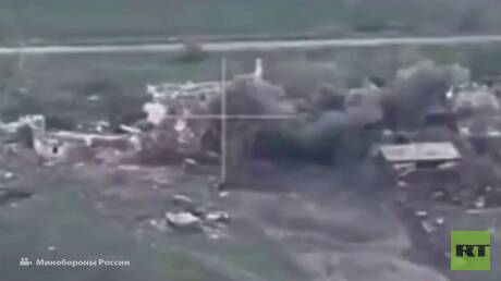 Bombardements russes ciblent les forces ukrainiennes à Konstantinovka