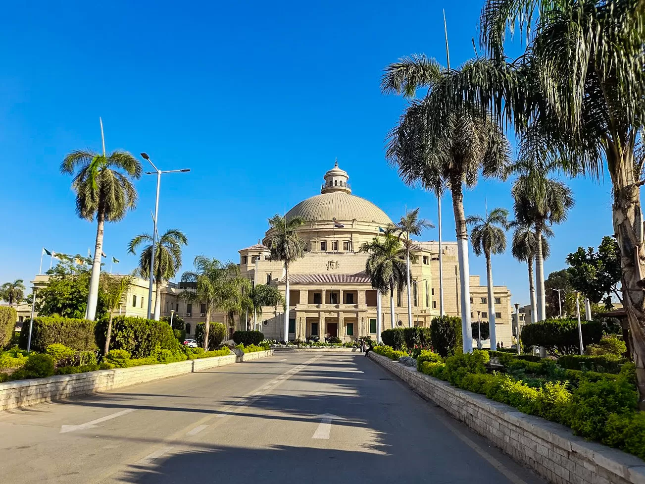 مرونة في امتحانات الميدتيرم بجامعة القاهرة