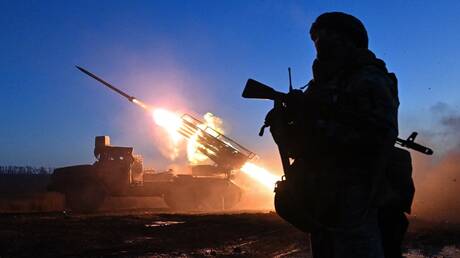 الجيش الروسي يسيطر على بيشانويه ويقصف أهداف أوكرانية