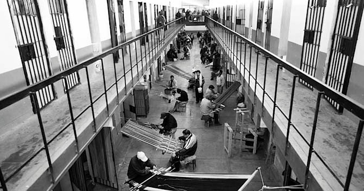 تحسين ظروف السكن في السجون: حلول سريعة ومجهولة