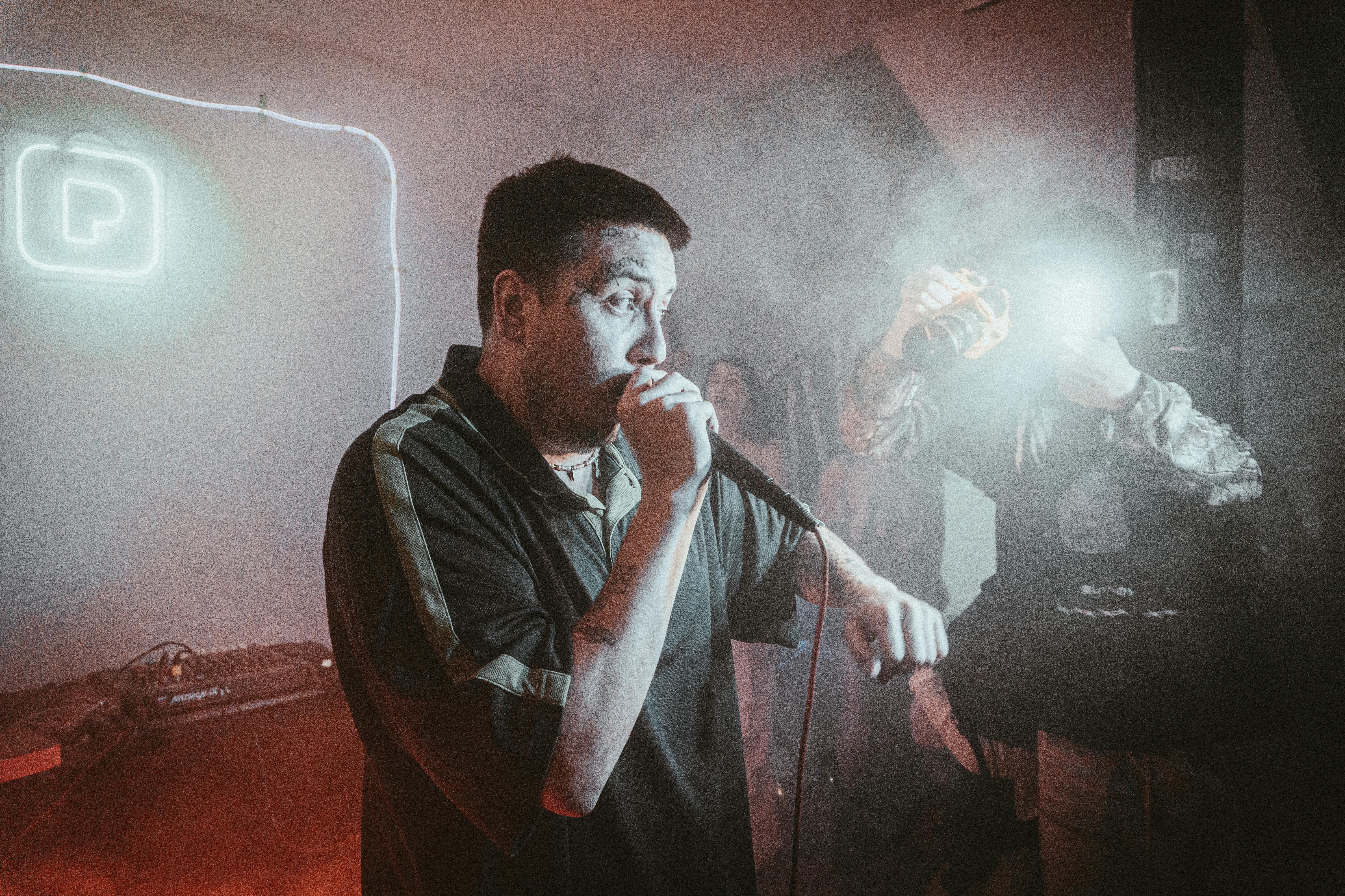 عرض دمج بقيمة 64 مليار دولار لشركة يونيفرسال ميوزيك