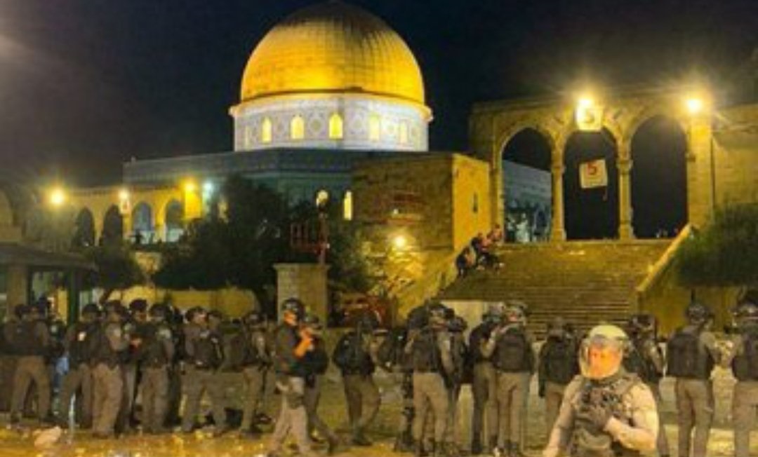 الاحتلال الإسرائيلي يمنع صلاة الجمعة في الأقصى
