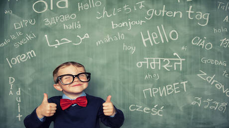 اكتشاف قواعد نحوية تربط لغات العالم