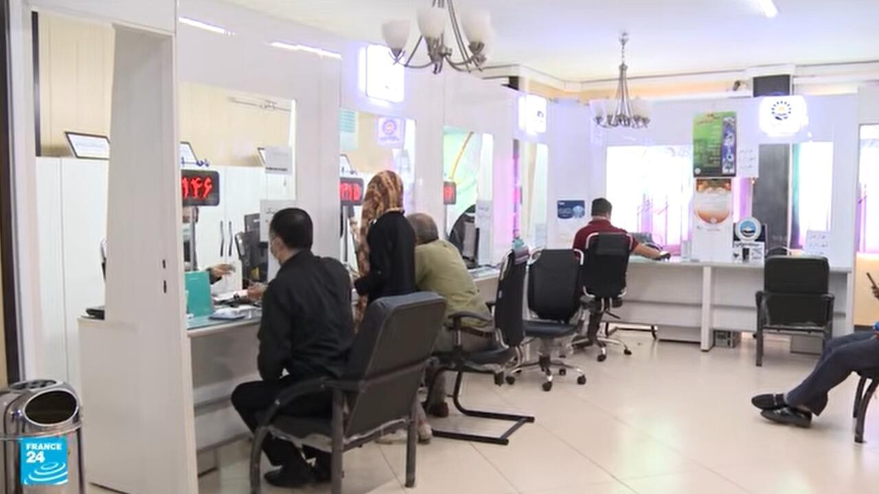 إيران تخفف قيود الإنترنت بعد 85 يوماً من الانقطاع
