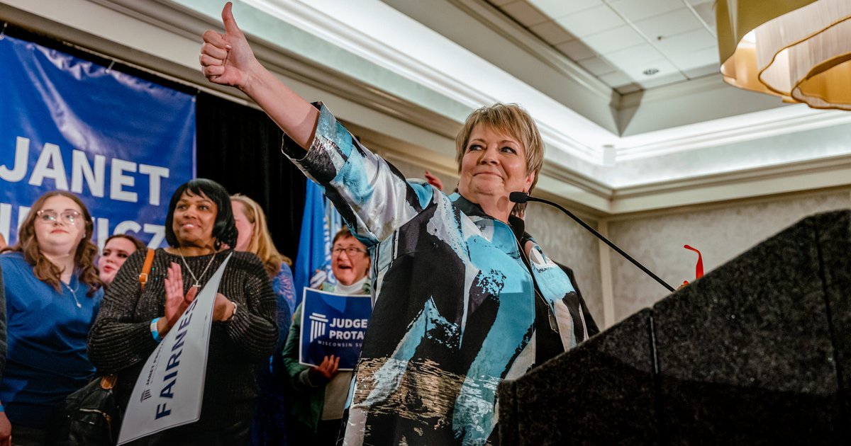 فوز الديمقراطيين في انتخابات ويسكونسن وتأثيرها