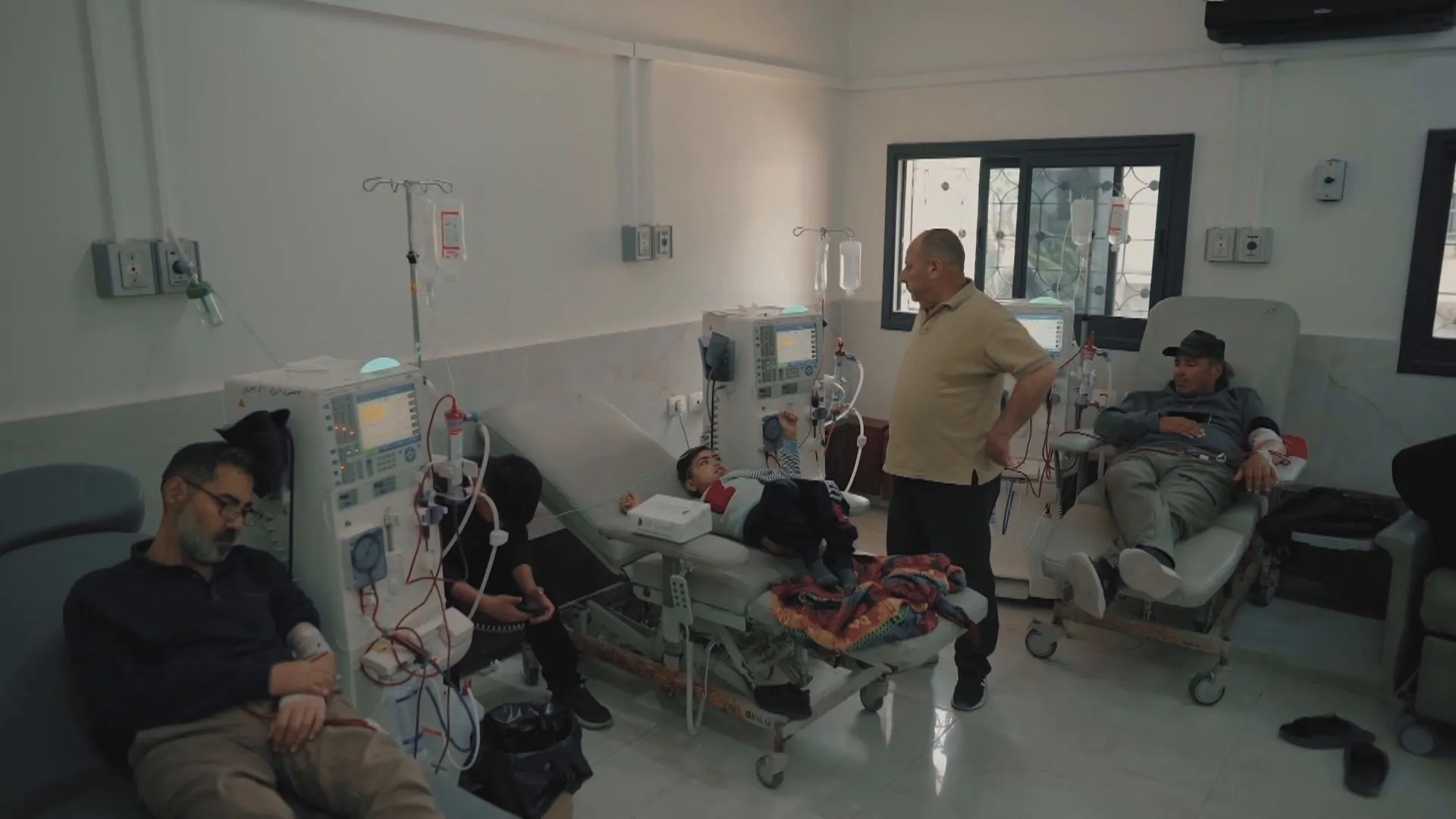 معاناة مرضى الفشل الكلوي في غزة