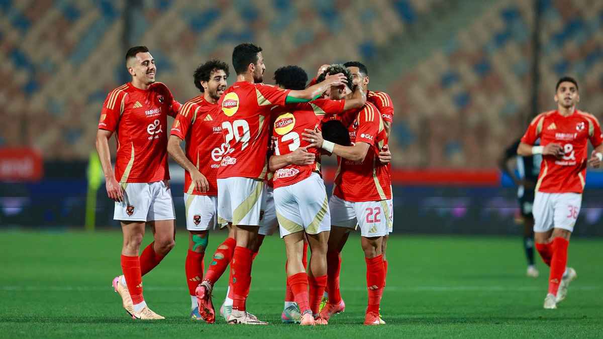 الأهلي يتفق مع توروب على رحيل لاعب