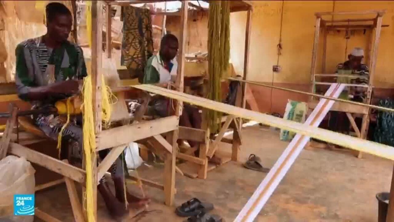 زيادة شعبية قماش أسو أوكي في نيجيريا