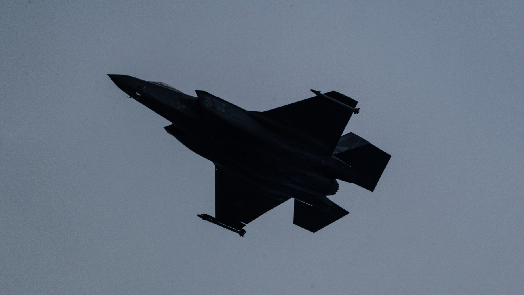 Iran schießt US F-35 Kampfflugzeug ab – Spannungen steigen