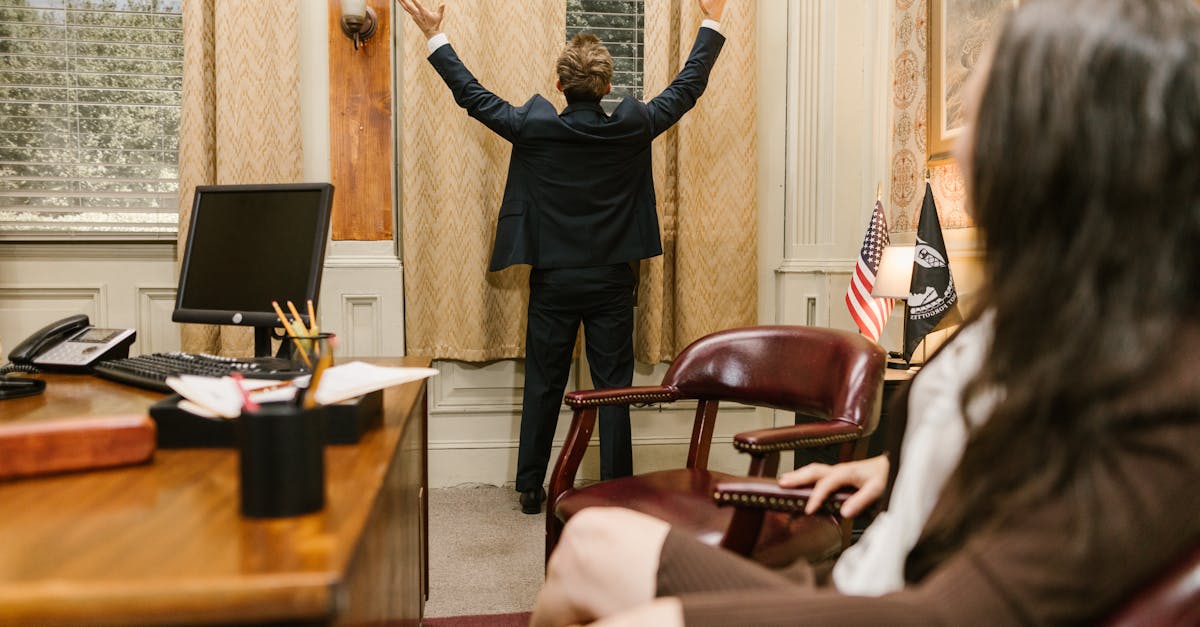 ترامب يدعو الإيرانيين للانتفاض ضد نظامهم