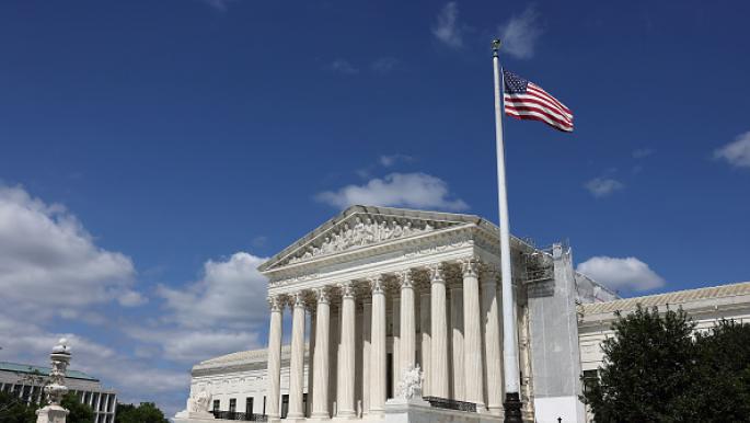 قرار المحكمة العليا الأميركية وتأثيره على الديمقراطيين