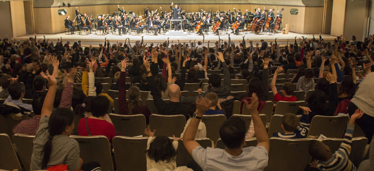 Herausforderungen des zeitgenössischen Theaters und deren Einfluss