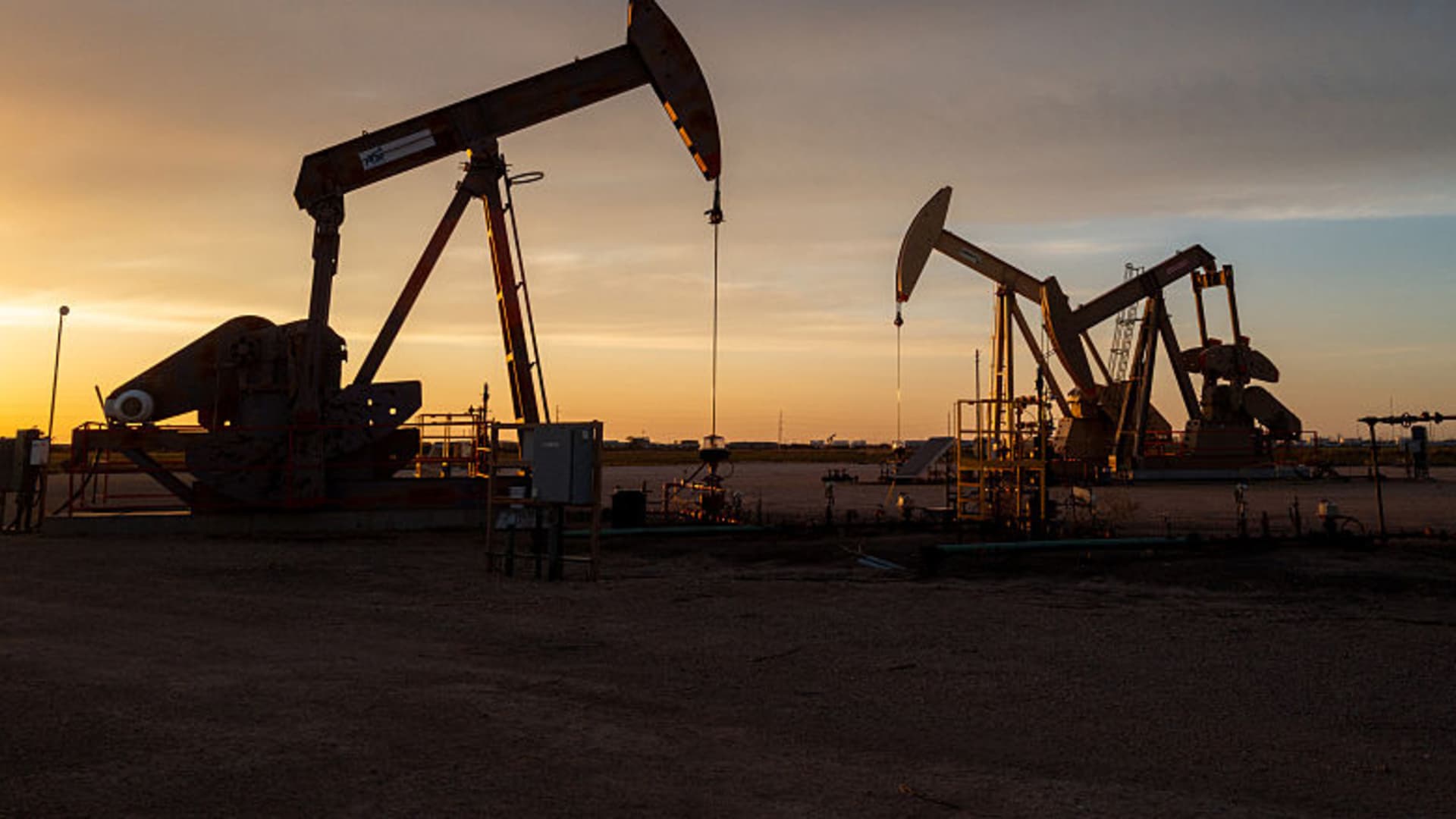 Baisse des prix du pétrole et impact sur les marchés