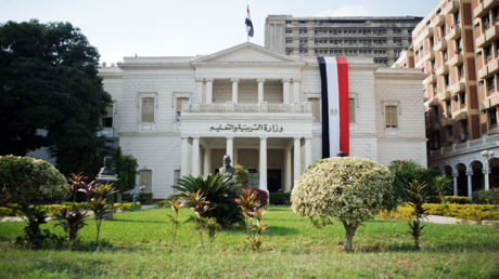 مصر تخطط لقطع الإنترنت لمكافحة الغش في امتحانات الثانوية