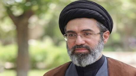 اغتيال قائد أمني إيراني: خامنئي يندد بالهجوم