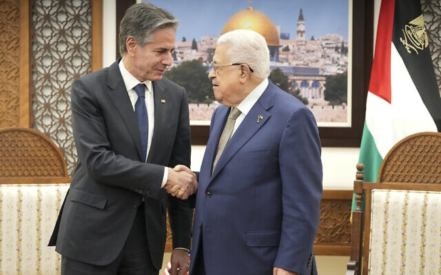 Condoléances à la tribu Khawalda au nom du roi