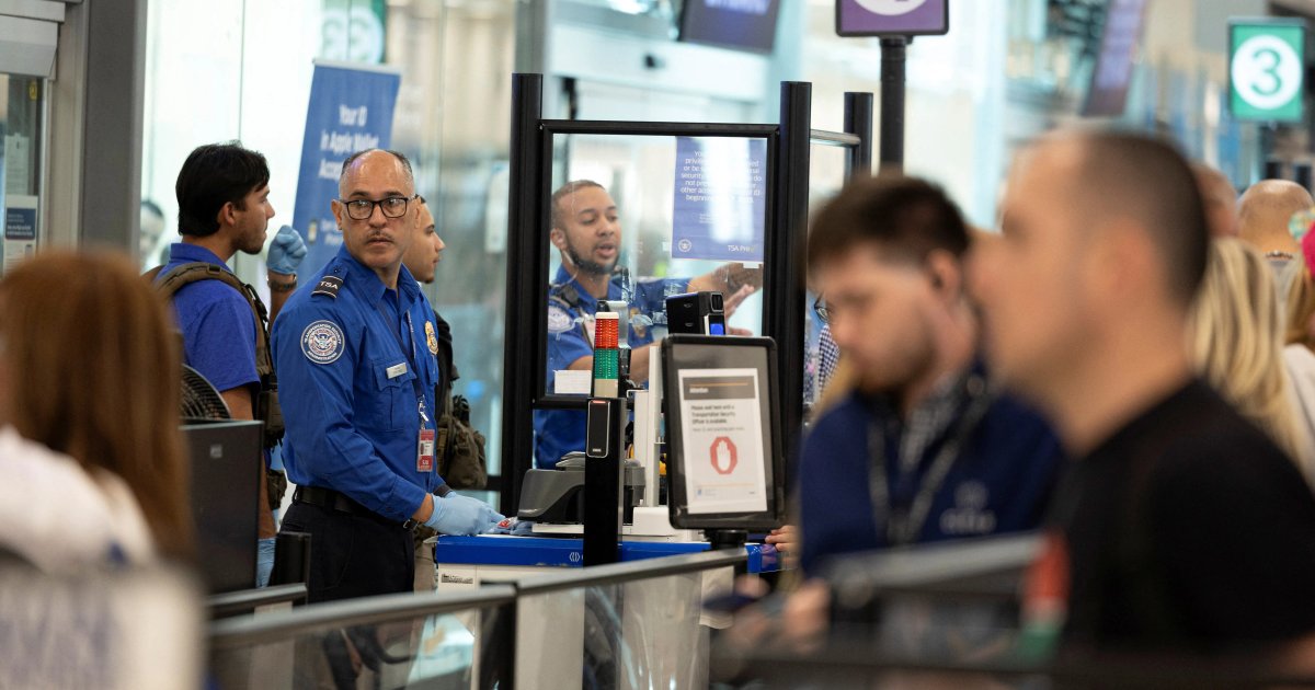 Gehaltszahlungen für 50.000 Flughafenmitarbeiter in den USA
