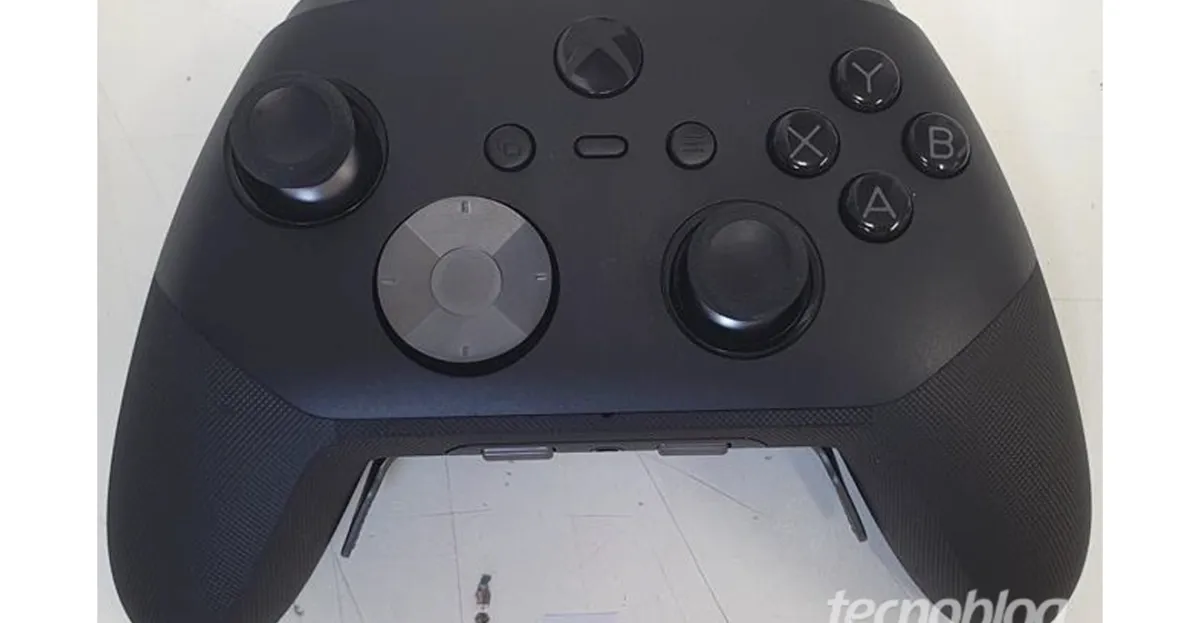 تسريبات Xbox Elite 3: تصميم جديد وميزات مبتكرة
