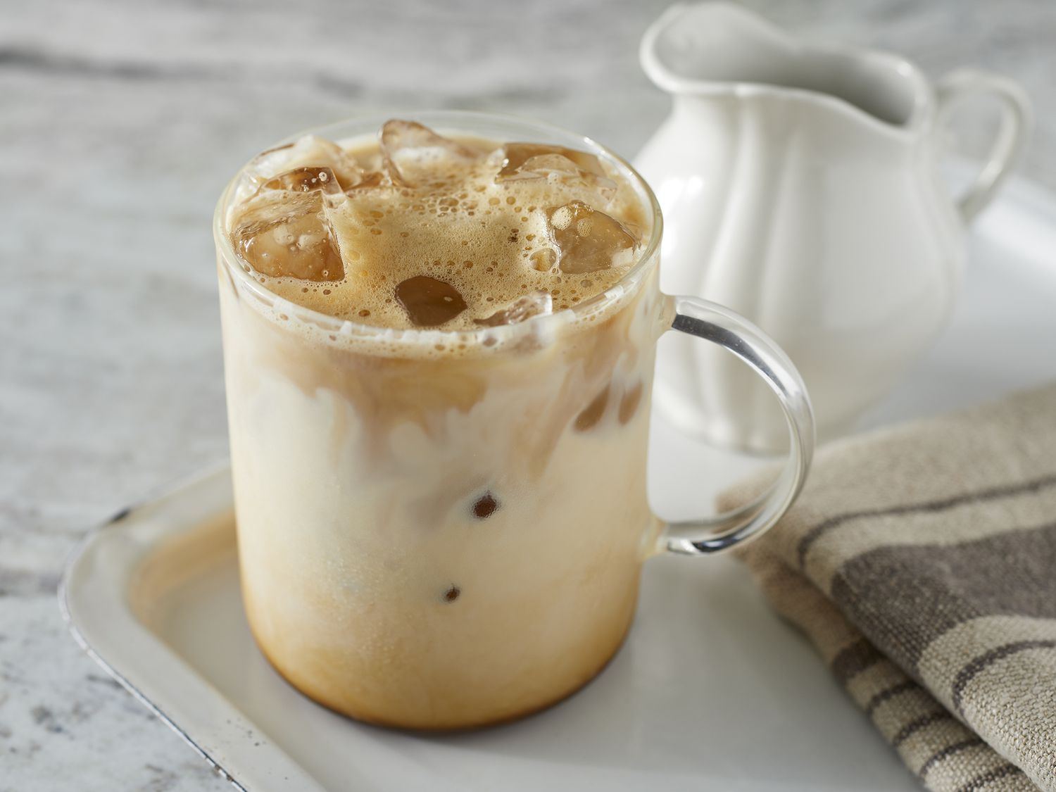 Préparez un ice coffee rafraîchissant à la maison