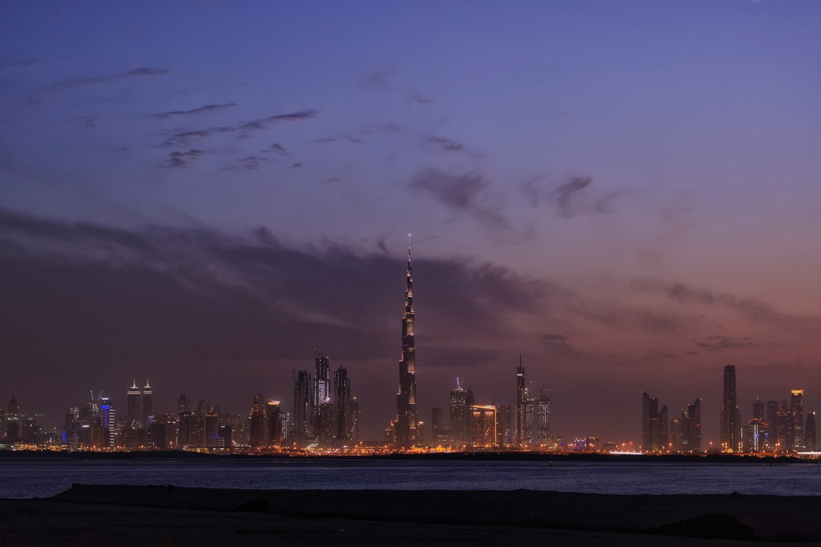 الإمارات تعزز حماية الأطفال رقمياً