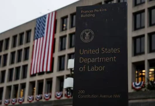 تراجع طلبات إعانة البطالة في الولايات المتحدة