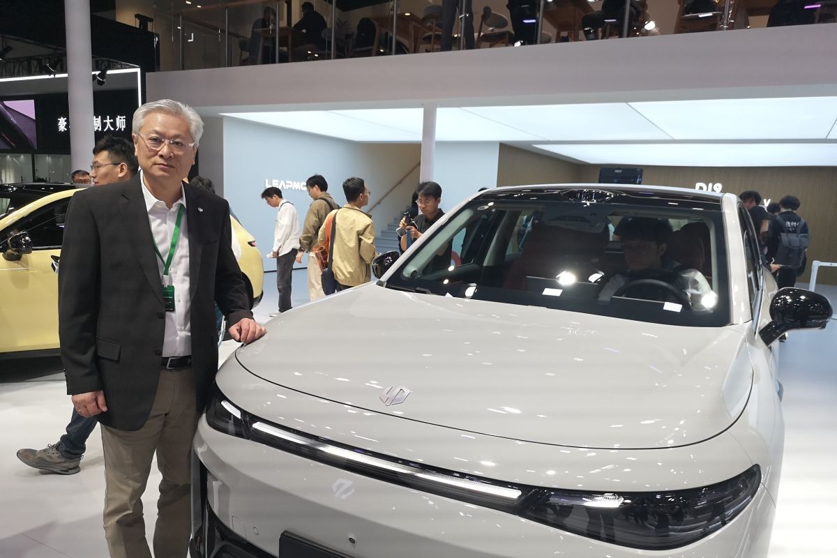 إدخال Leapmotor C10 الكهربائية إلى إندونيسيا