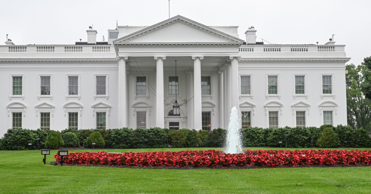 إطلاق نار يُثير الذعر في حفل عشاء بالبيت الأبيض