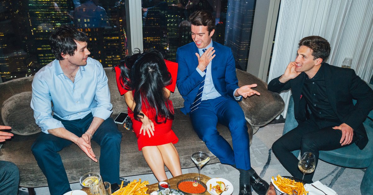 Junge MAGA-Anhänger äußern Frustration über Trump