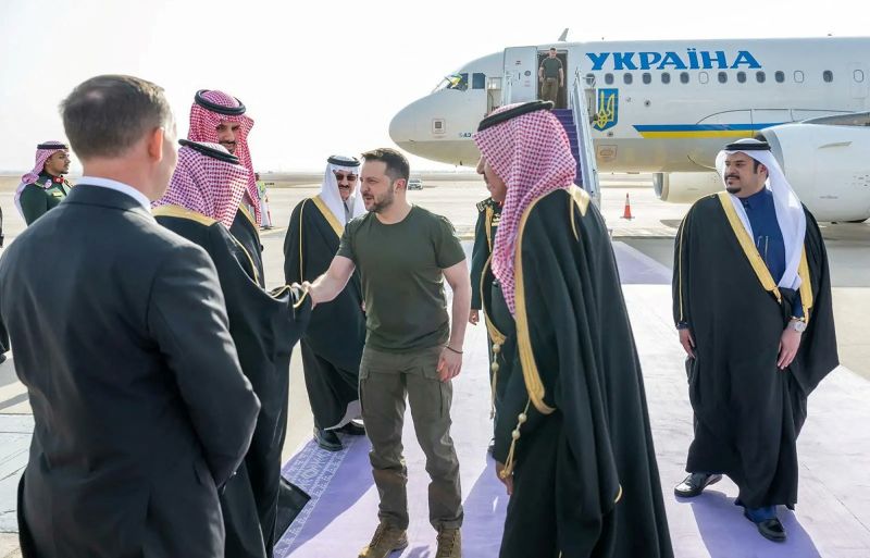 Zelensky en Arabie Saoudite pour des réunions stratégiques