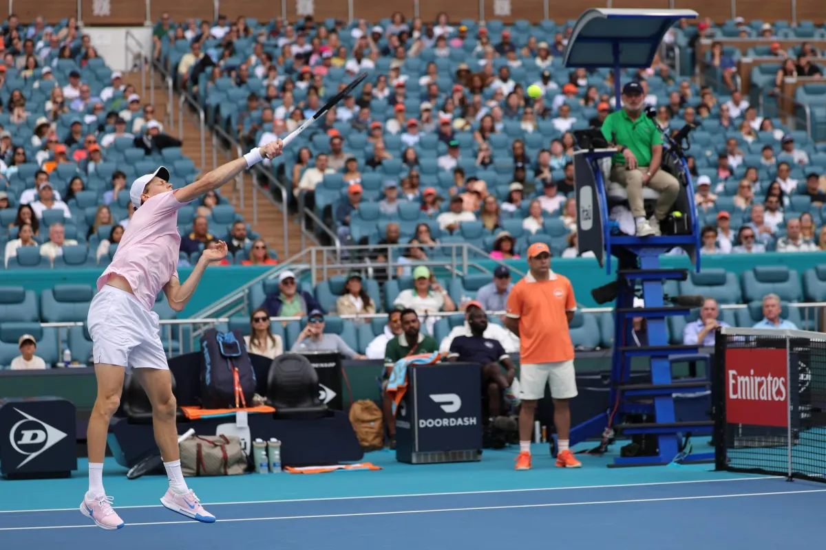 Interrompe la finale del torneo di Miami a causa della pioggia