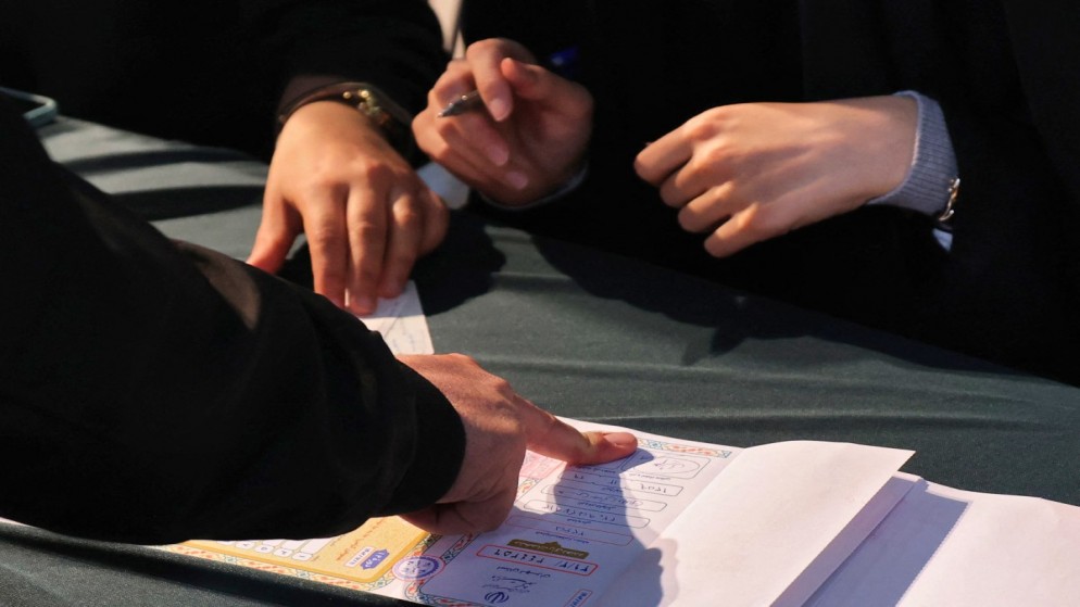 Doucet's Victory in Lyon Municipal Elections and Political Impact