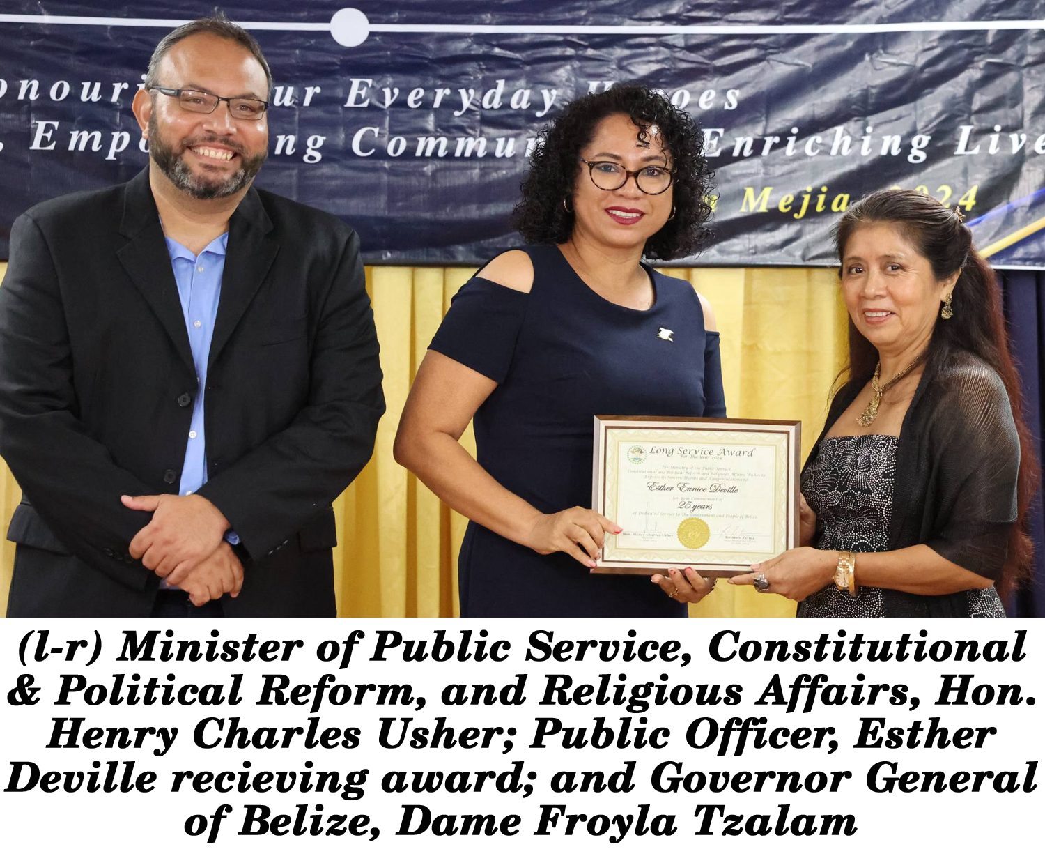 ماجلانج تتصدر الأداء في معايير الخدمة العامة بجاوة الوسطى