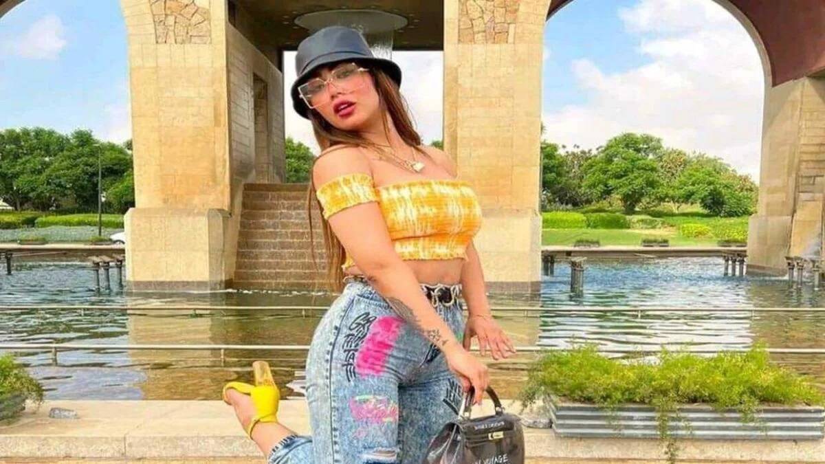 Tunda Pengajuan Hadeer Abdul Razak Nilai Keluarga