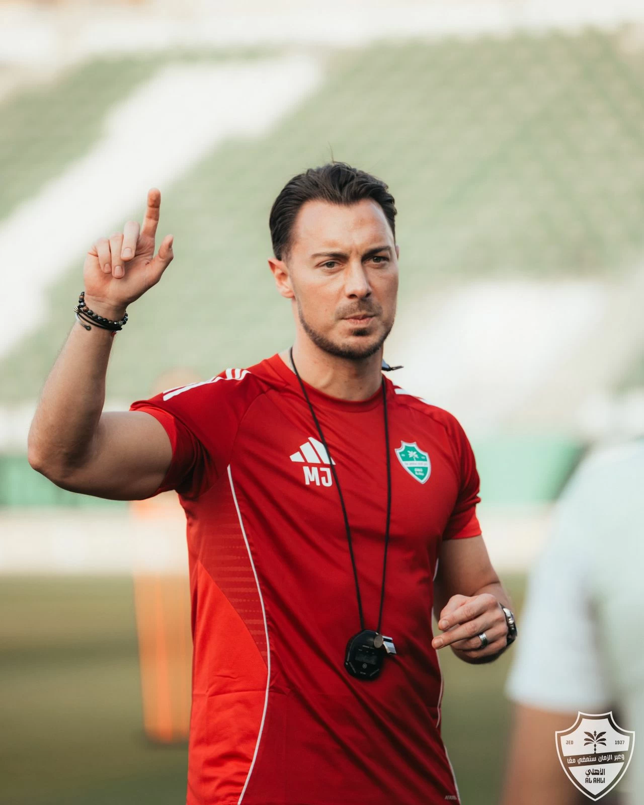 Matthias Yaïal réalise 60 victoires avec l'Ahli