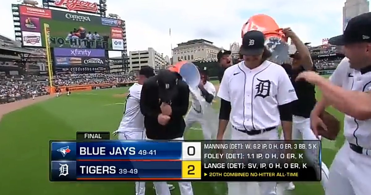 блу джайз здобувають важливу перемогу в бейсболі