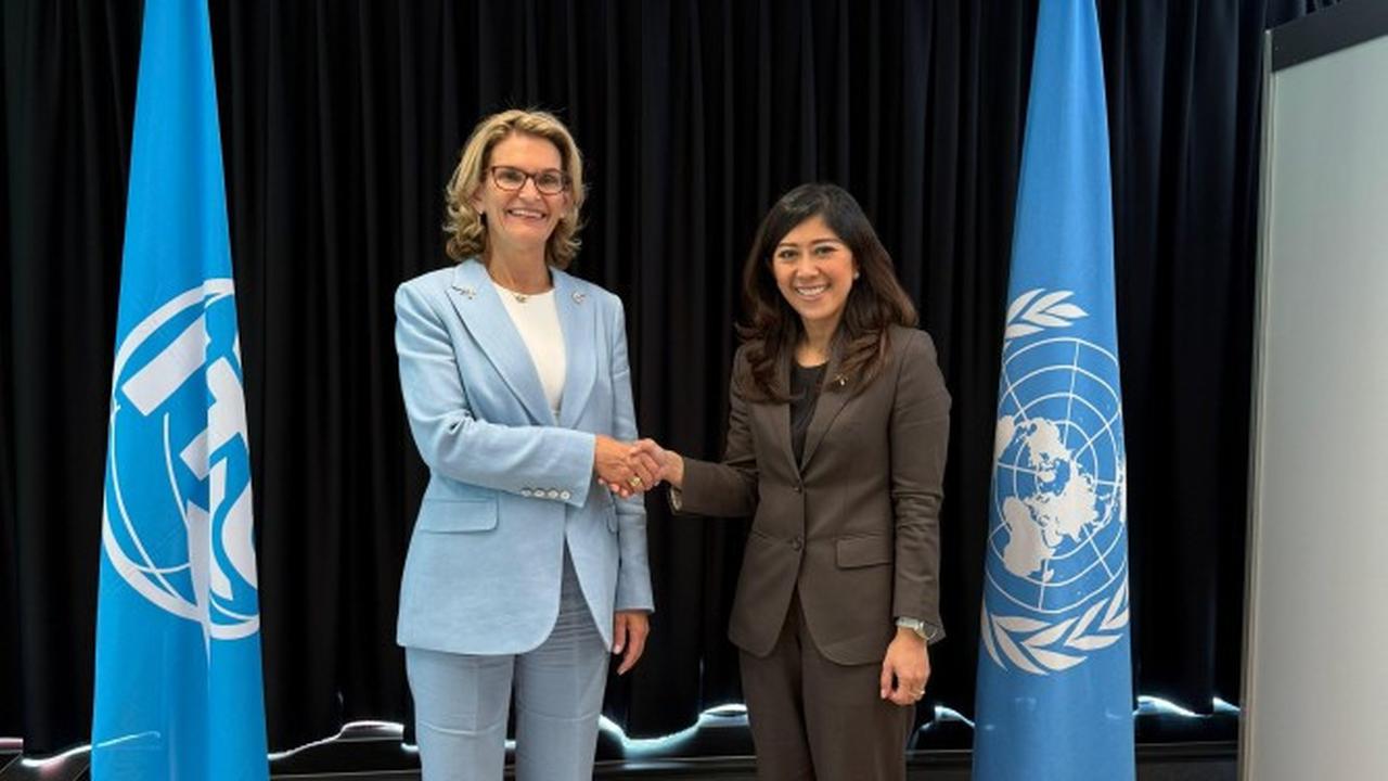 إندونيسيا تحمي الأطفال من المخاطر الرقمية بتشريعات جديدة