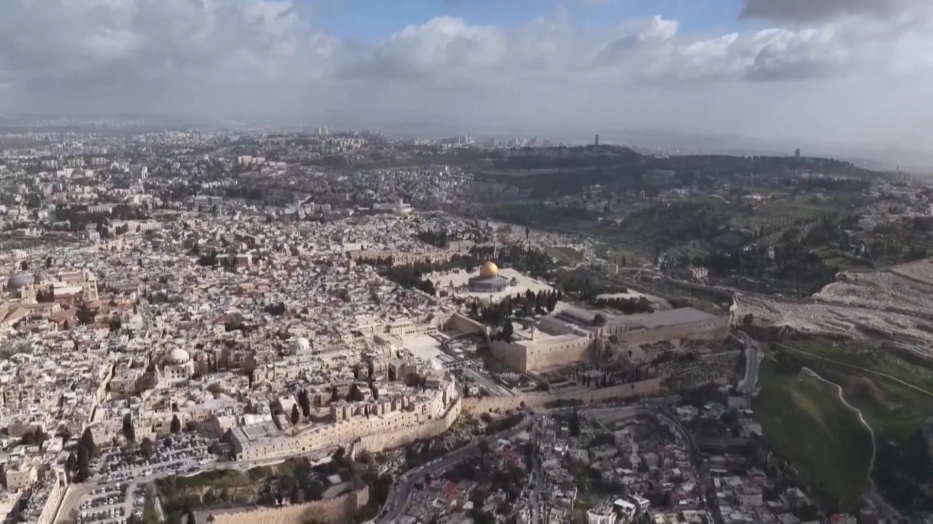 إغلاق كنيسة القيامة في عيد الفصح: سلطات الاحتلال تواصل التضييق