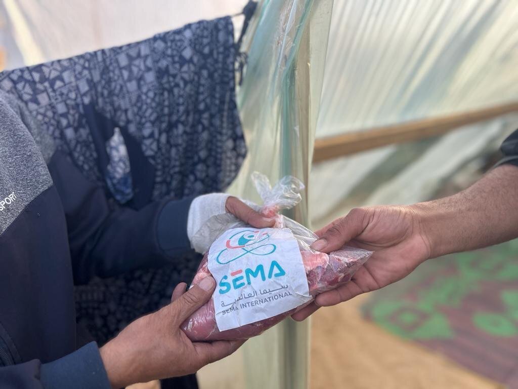 تفريج كرب الناس وأثره على الدعاء