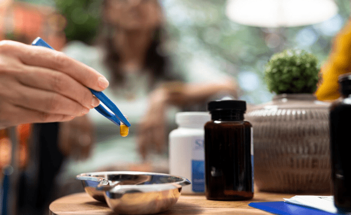خطر التخلي عن الأدوية لصالح الأعشاب
