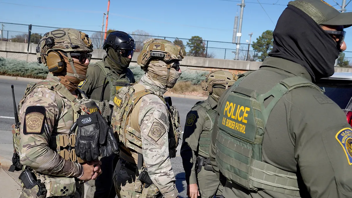 Expose illegal payments to federal agents in the US