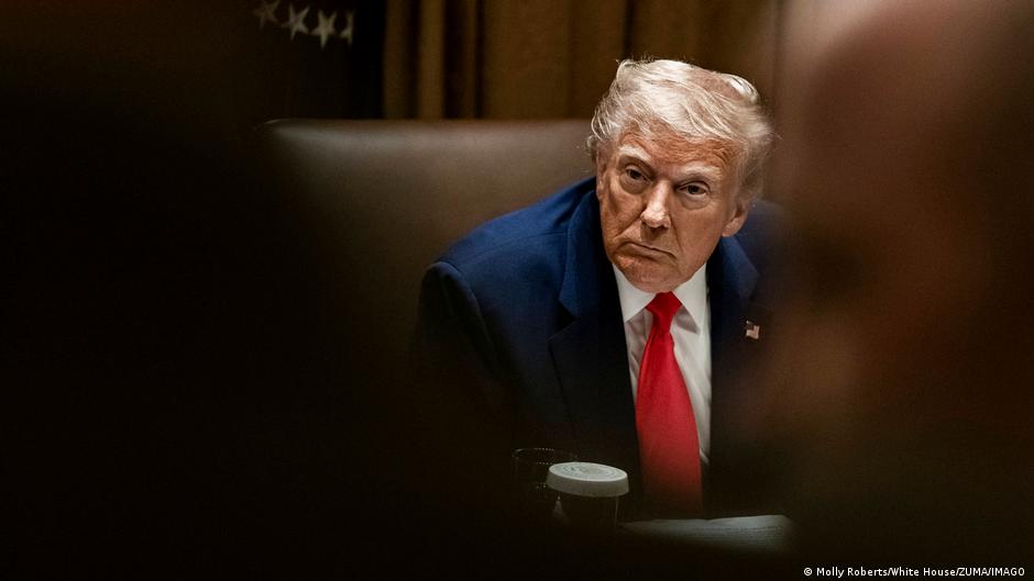 ترامب يعبر عن عدم اليقين بشأن الاتفاقات الدولية