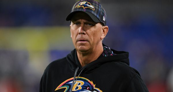 L'entraîneur des Browns s'excuse pour son absence