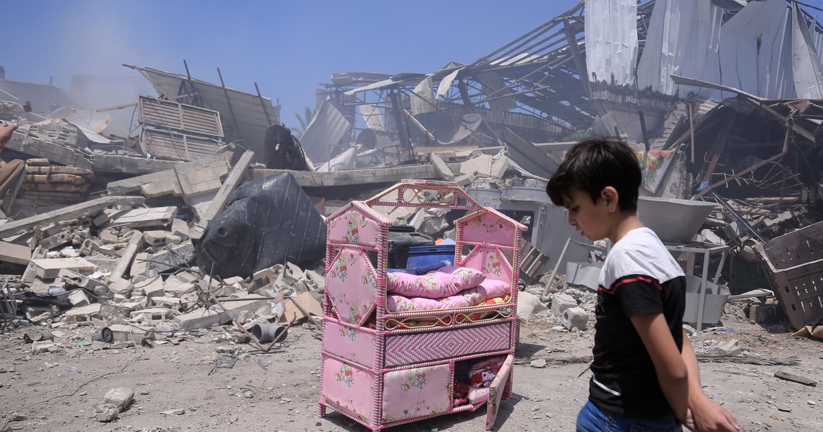 قصف إسرائيلي يوقع 10 شهداء في غزة رغم وقف إطلاق النار