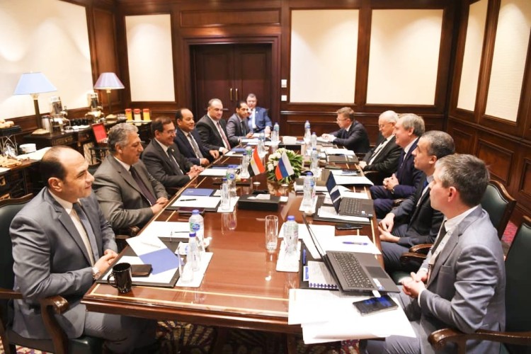 تعزيز التعاون بين إندونيسيا وروسيا في مجال الطاقة