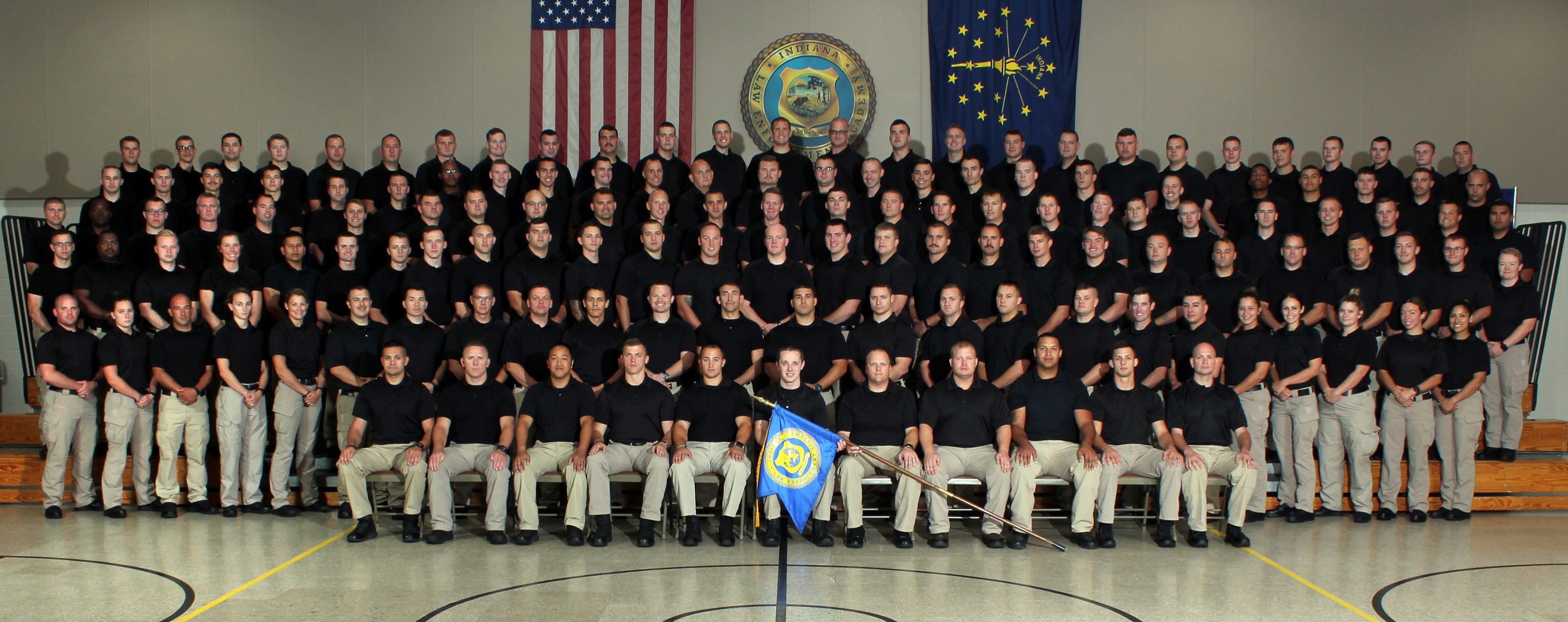 دورة تدريبية في أكاديمية الشرطة لتعزيز القانون الدولي